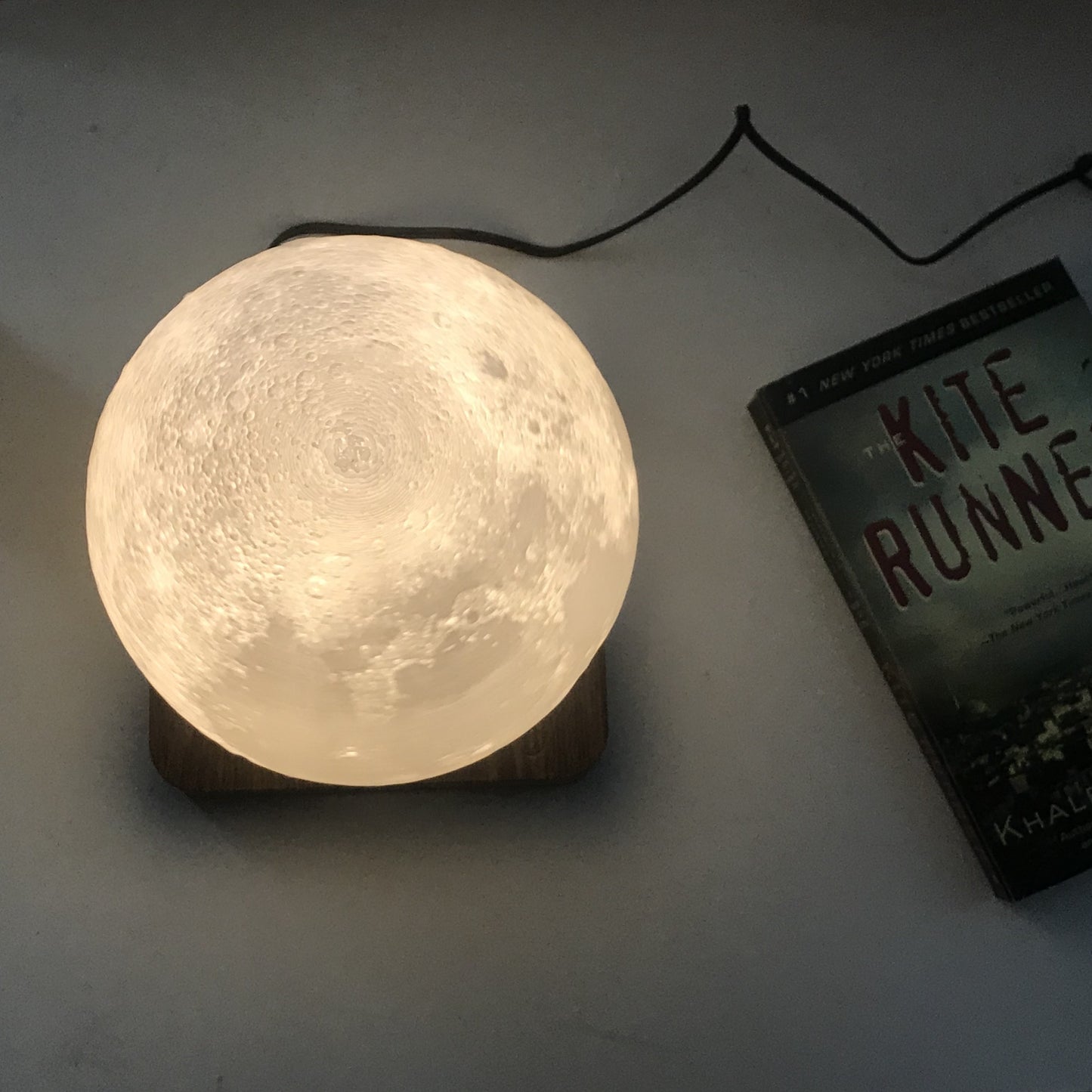Levitating Moon Light Lamps - 3 Colors Modes