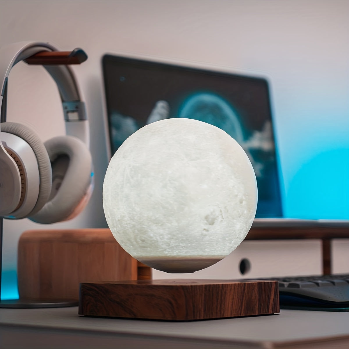 Levitating Moon Light Lamps - 3 Colors Modes